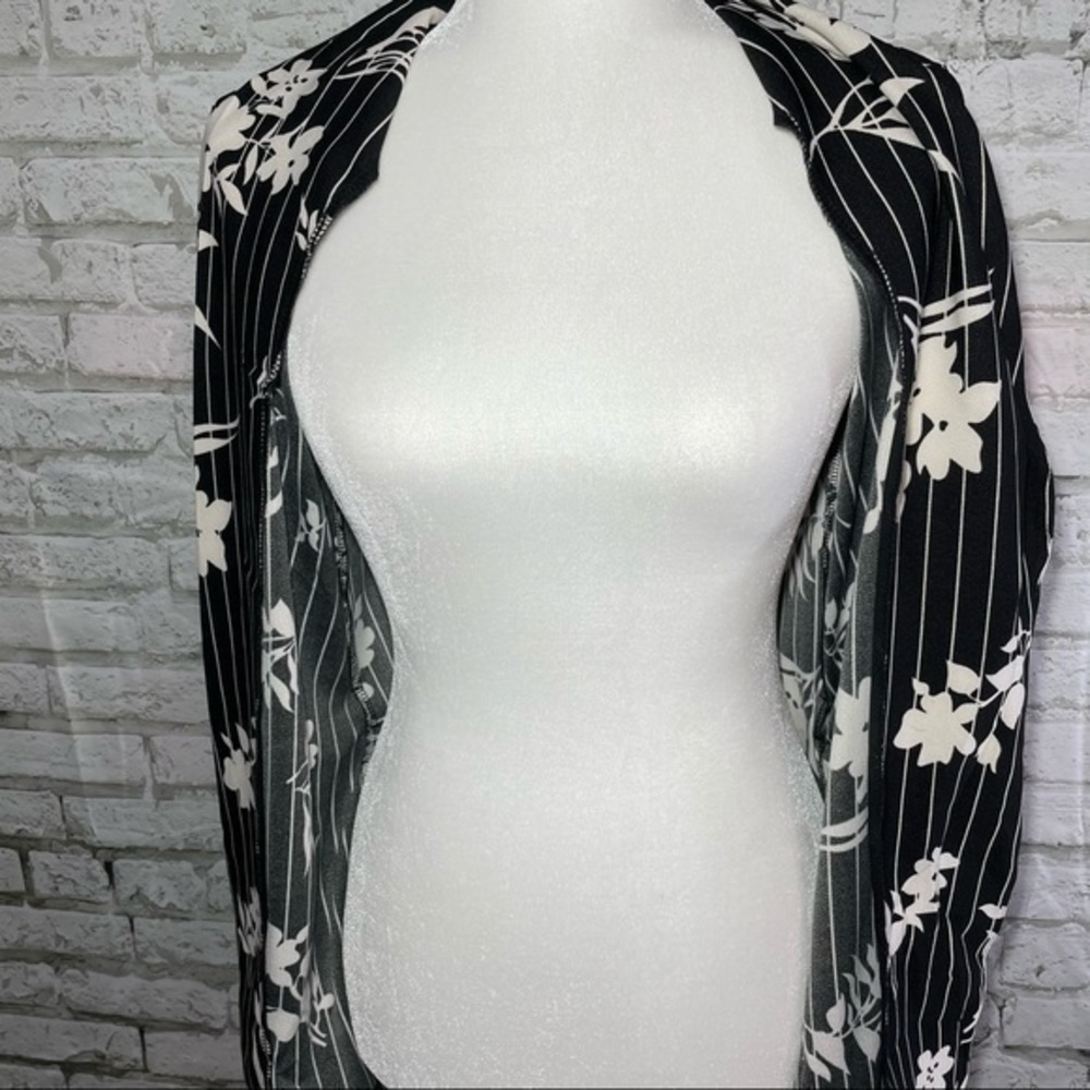 MILAN KISS Black White Floral Jacket Medium - Picture 10 of 16